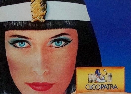 années 80, 80's, eighties, savon, pub, publicité, savon, savonette, cleopatra, cleopatre, egypte, reine, bain, lait, bateau, 1986